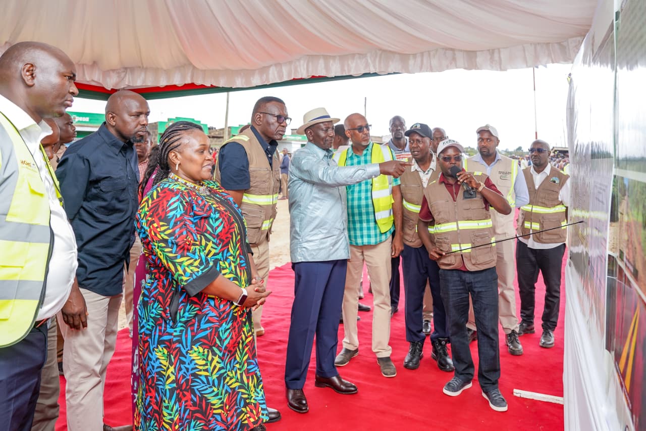PRESIDENT RUTO LAUNCHES KSH 4.89 BILLION ROAD PROJECTS TO TRANSFORM NAKURU CONNECTIVITY