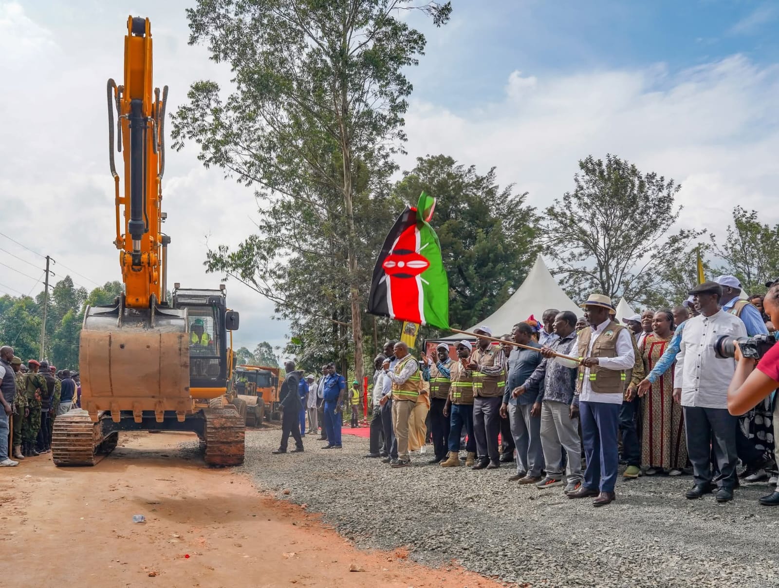 PRESIDENT RUTO LAUNCHES KSH 1.57 BILLION SHAMAKHOKHO–KAIMOSI–MPAKA–MUSENO ROAD PROJECT Shiveye, Kakamega County, Saturday, 1st November 2025
