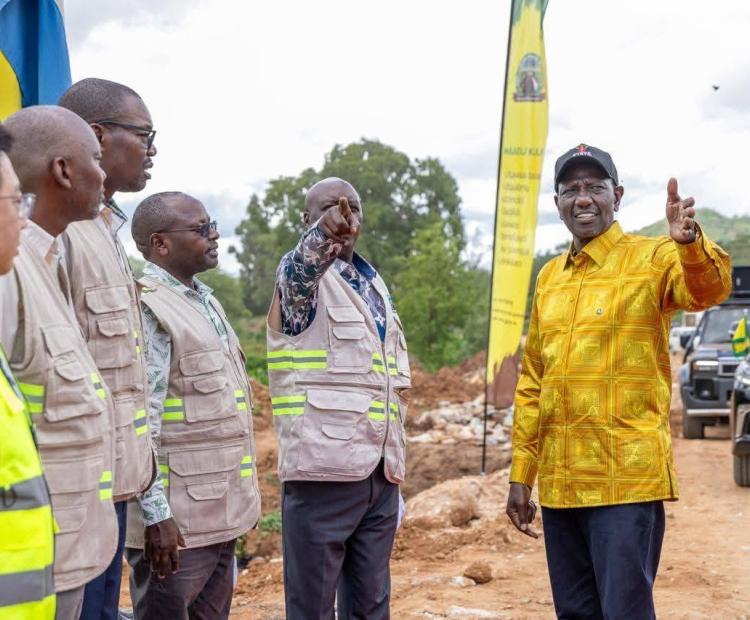 Ruto Inspects Key Taita-Taveta Road Projects as Government Pushes Connectivity and Economic Growth